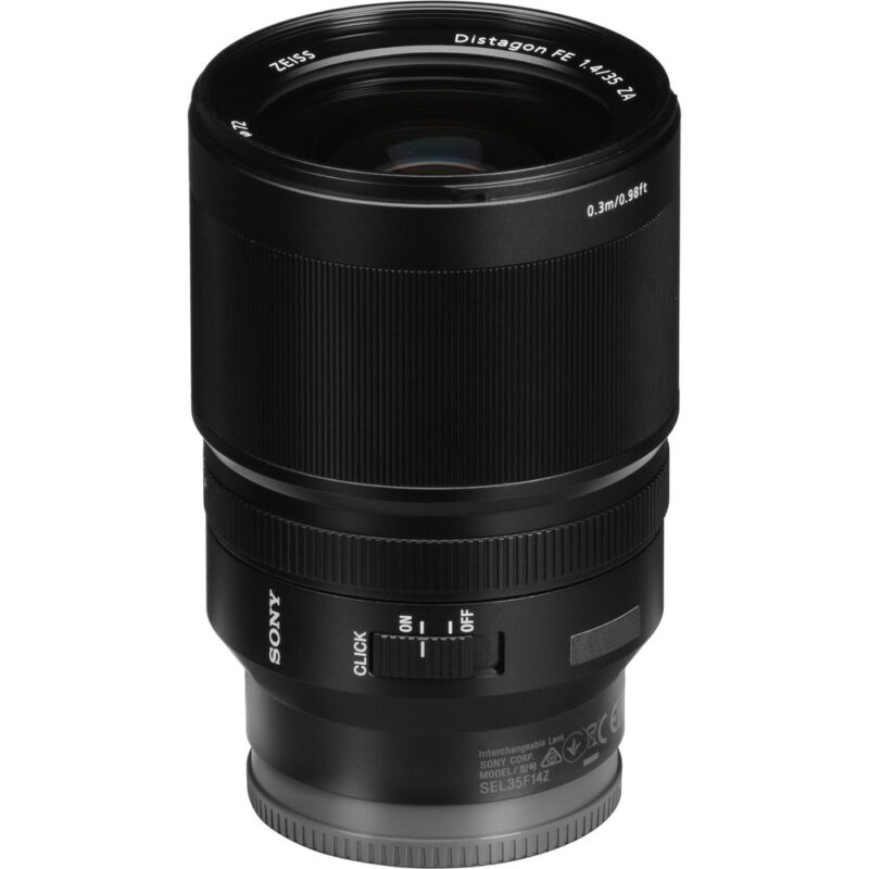 Sony FE 35mm f/1.4 ZA Lens Islamabad Tech 46